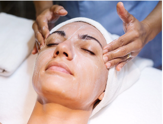 Mommy to be Glow Facial